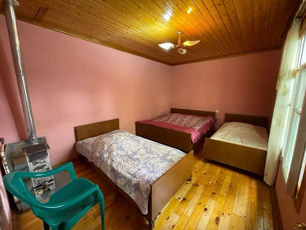 Qəbələ XW85+RP Nohurqishlaq, Azerbaijan günlük kirayə Həyət evi / Villa 70 AZN-a 2 otaqlı